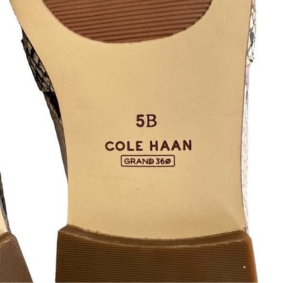 NEW Cole Haan Snake Print Embossed Leather Loafers Slip-On Flats Shoes Size 5 - Picture 8 of 9